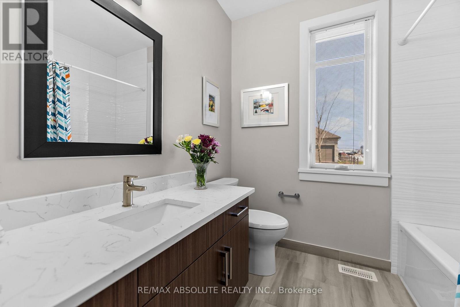 22 Ernie Godin Way, Arnprior, ON - Indoor Photo Showing Bathroom
