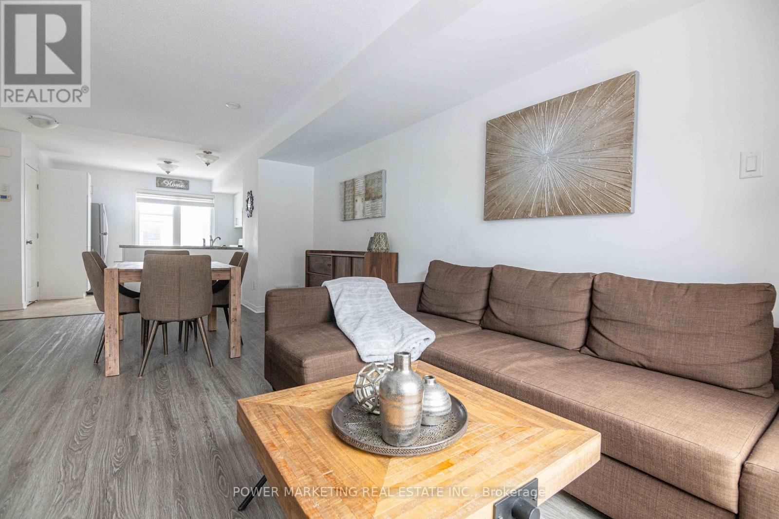 540 Recolte, Ottawa, ON - Indoor Photo Showing Living Room