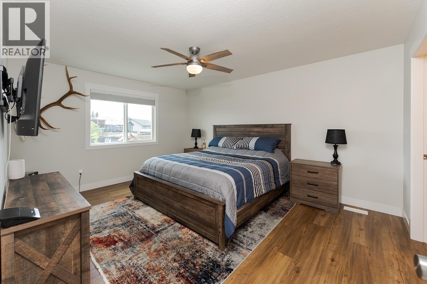 5245 Gable Place, Prince George, BC - Indoor Photo Showing Bedroom