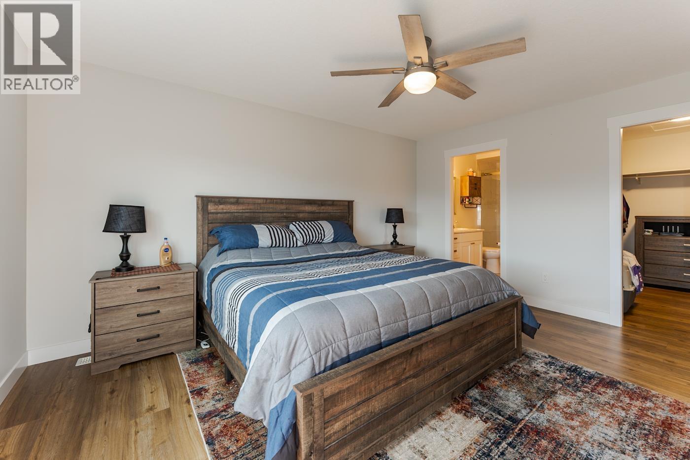 5245 Gable Place, Prince George, BC - Indoor Photo Showing Bedroom