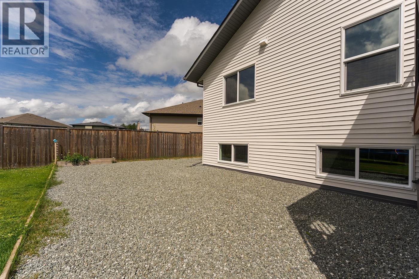 5245 Gable Place, Prince George, BC - Outdoor