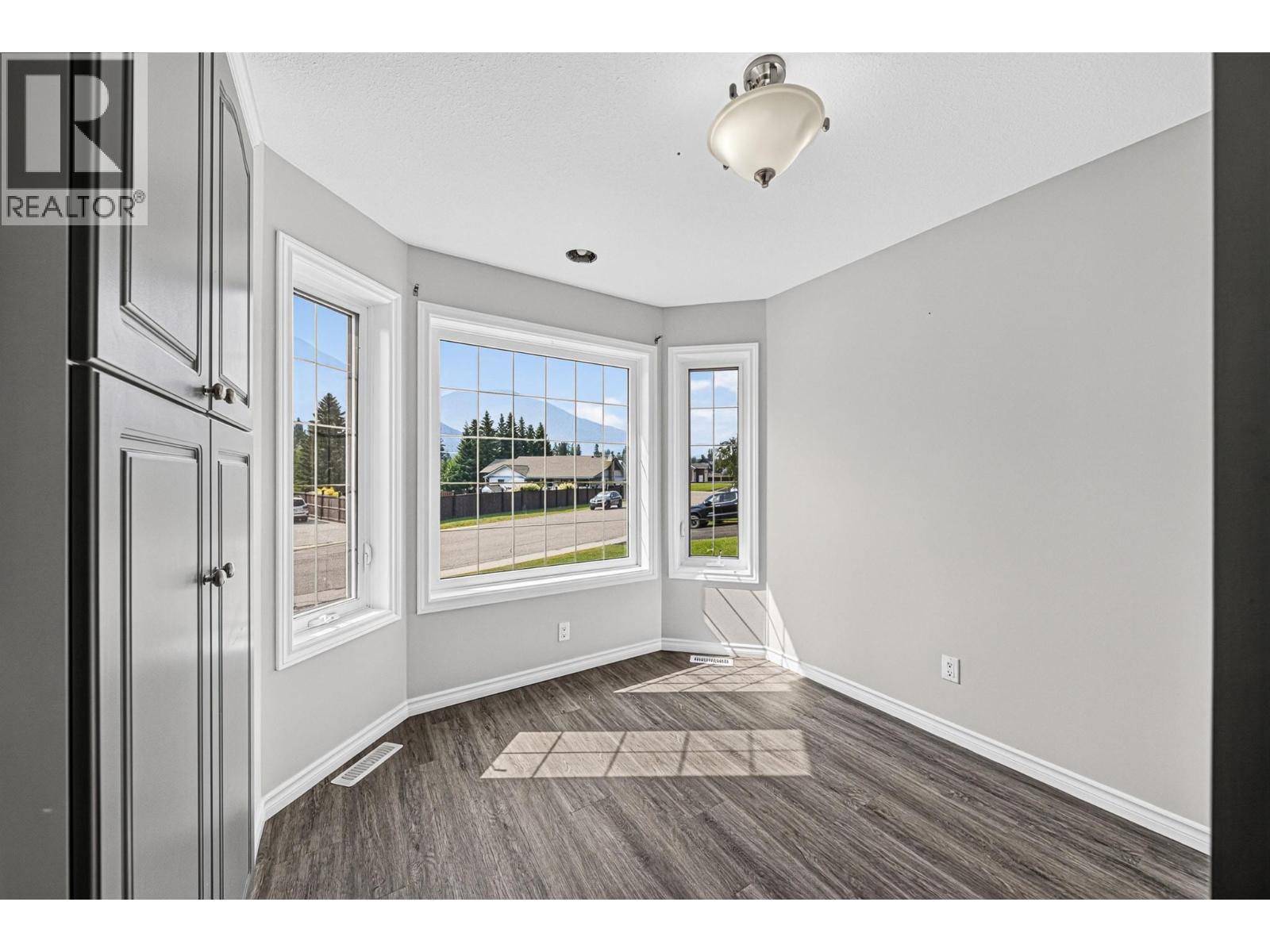 1255 Valley View Drive, Sparwood, BC - Indoor Photo Showing Other Room