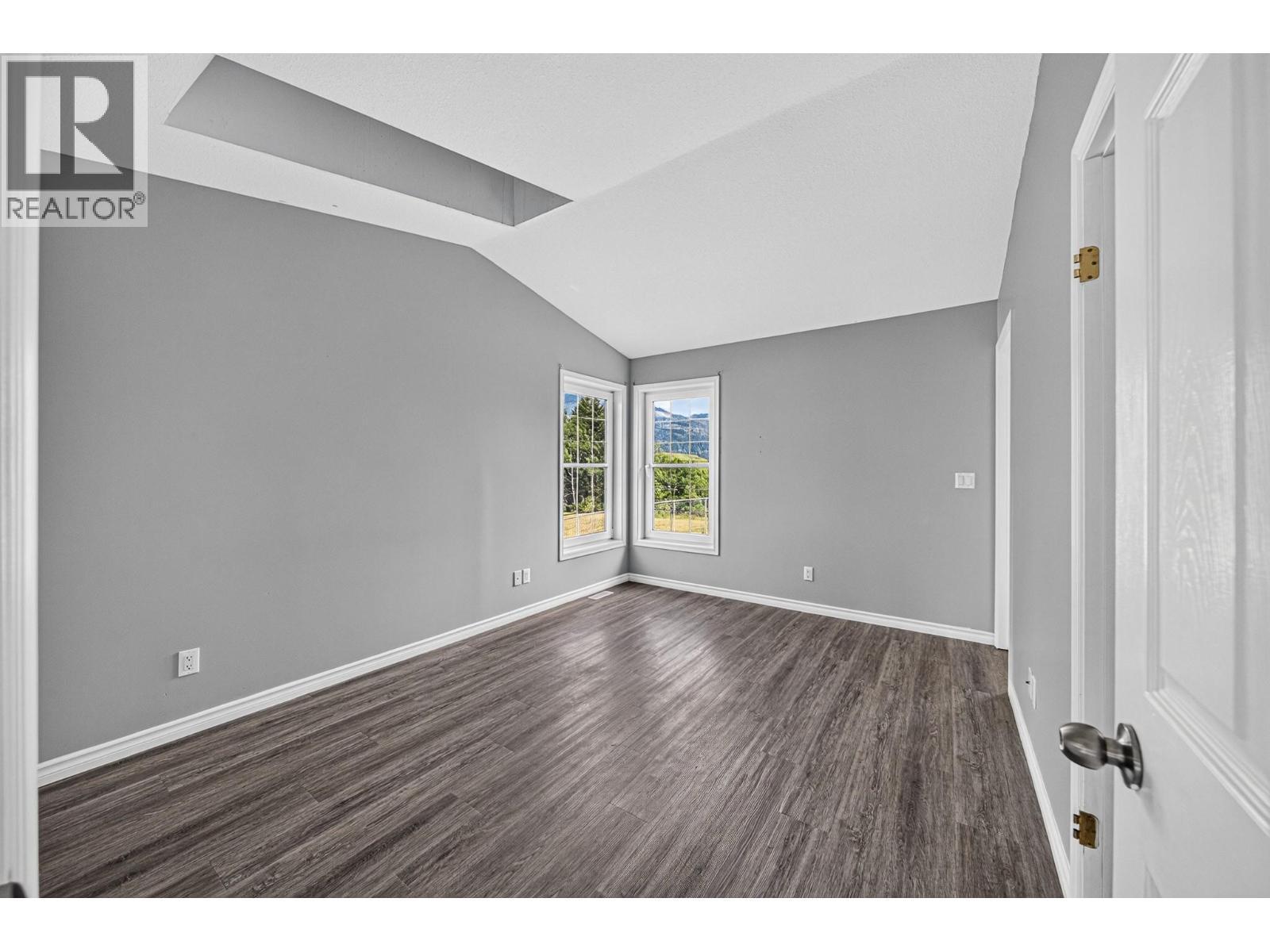 1255 Valley View Drive, Sparwood, BC - Indoor Photo Showing Other Room
