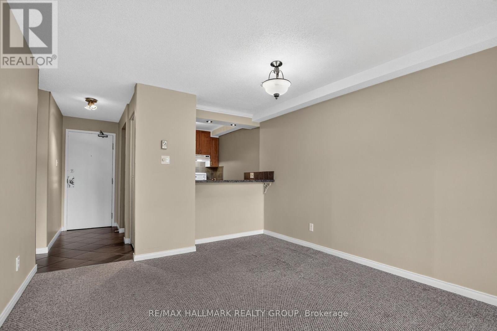 Dining Room - 306 - 6470 Bilberry Drive, Ottawa, ON - Indoor Photo Showing Other Room