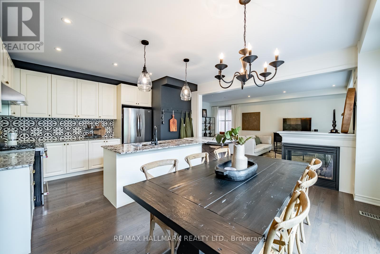 124 Bonnie Braes Drive, Brampton, ON - Indoor