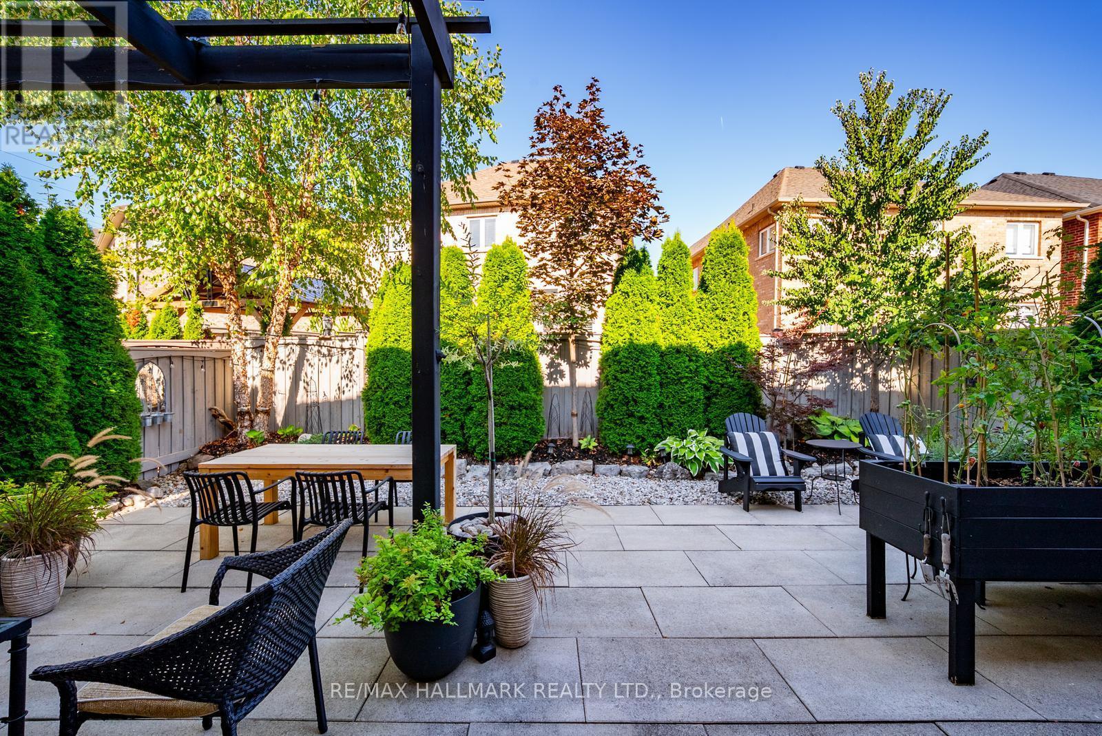 124 Bonnie Braes Drive, Brampton, ON - Outdoor