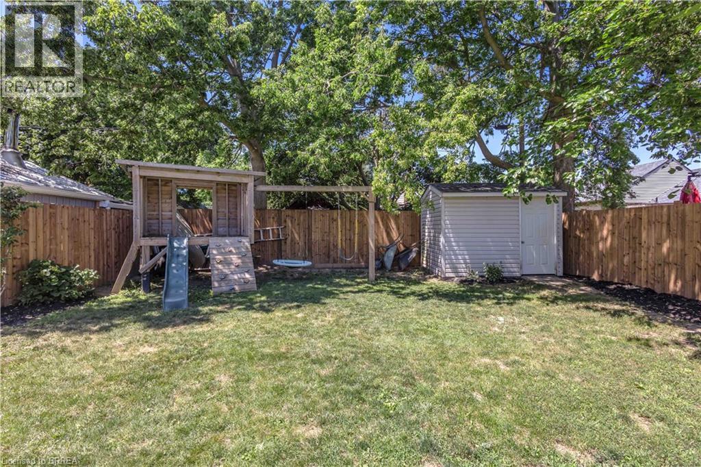 158 Grand Street, Brantford, ON - Outdoor
