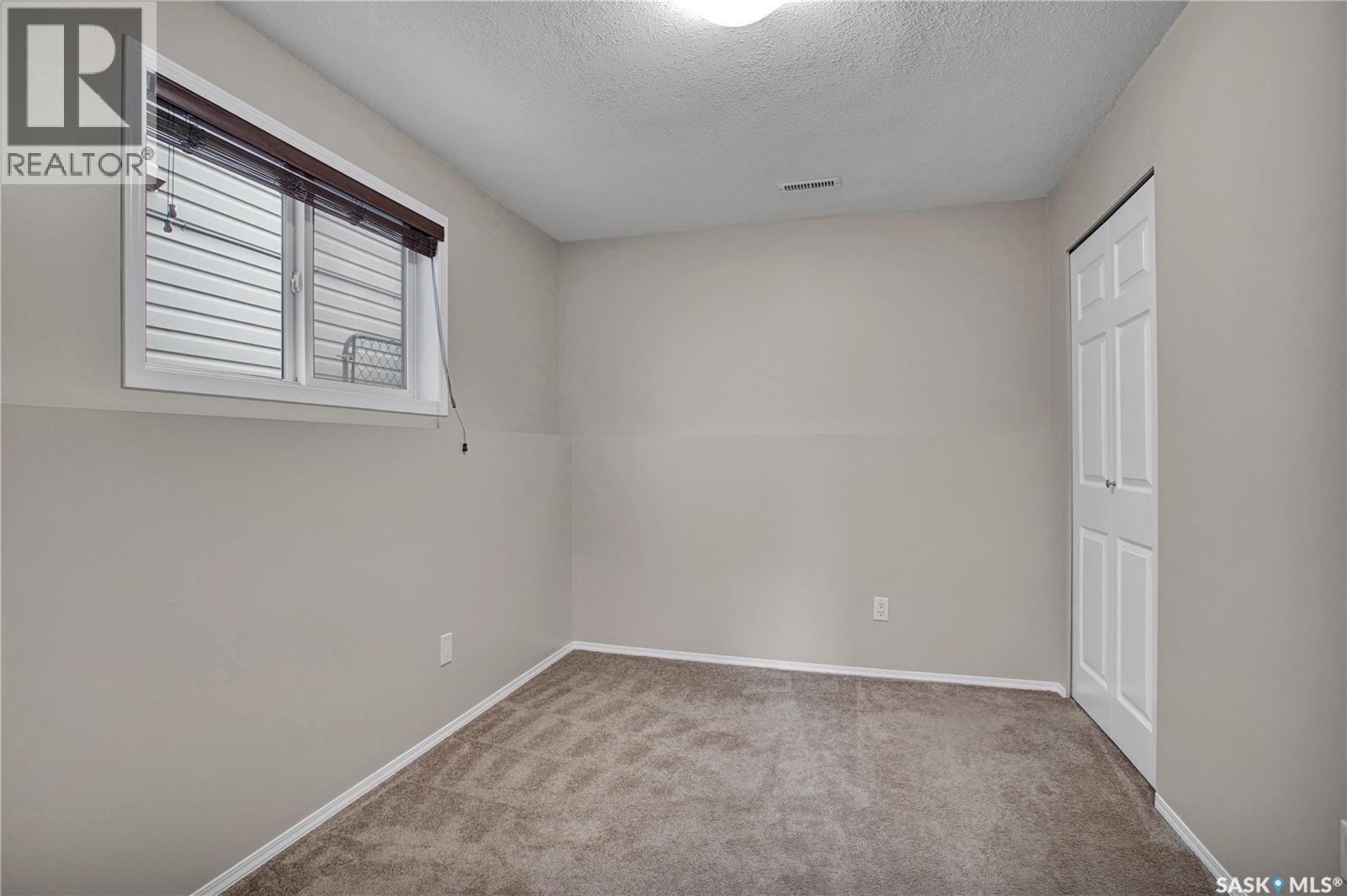 211 Hedley Street, Saskatoon, SK