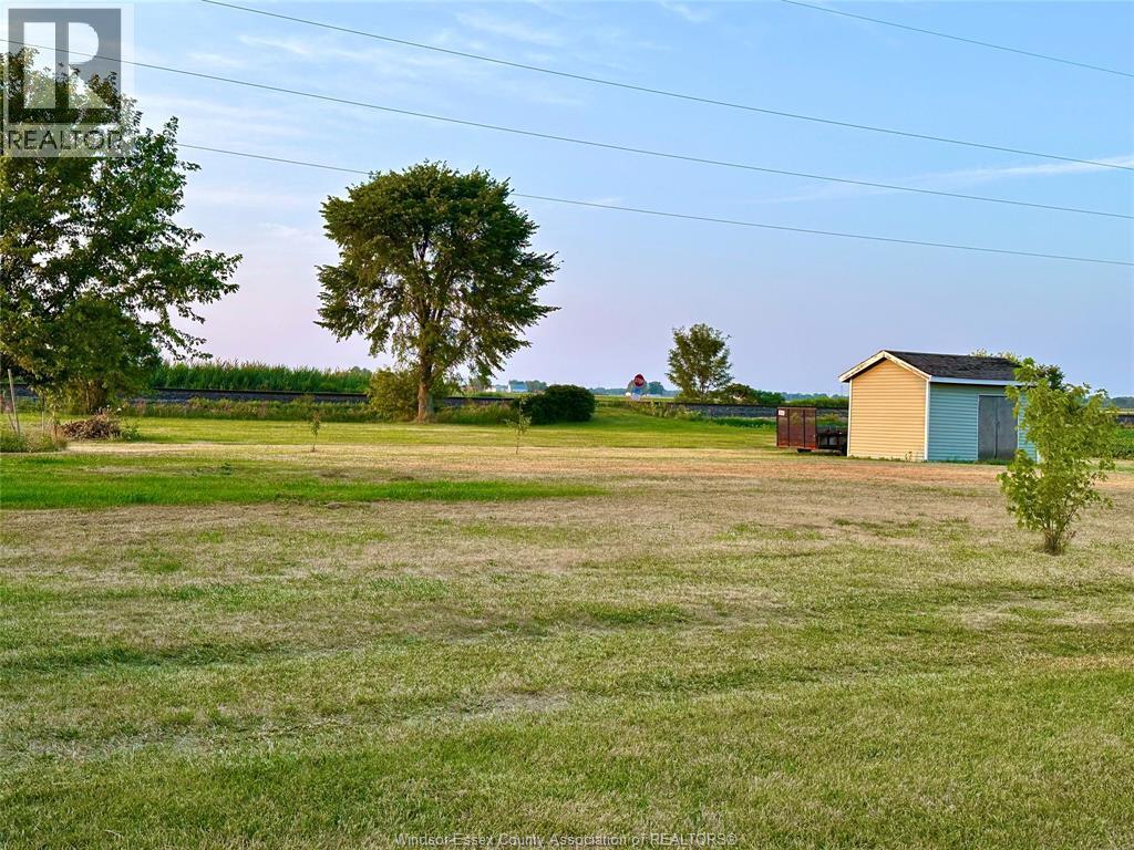 3100 Lakeshore Rd 303, Lakeshore, ON - Outdoor