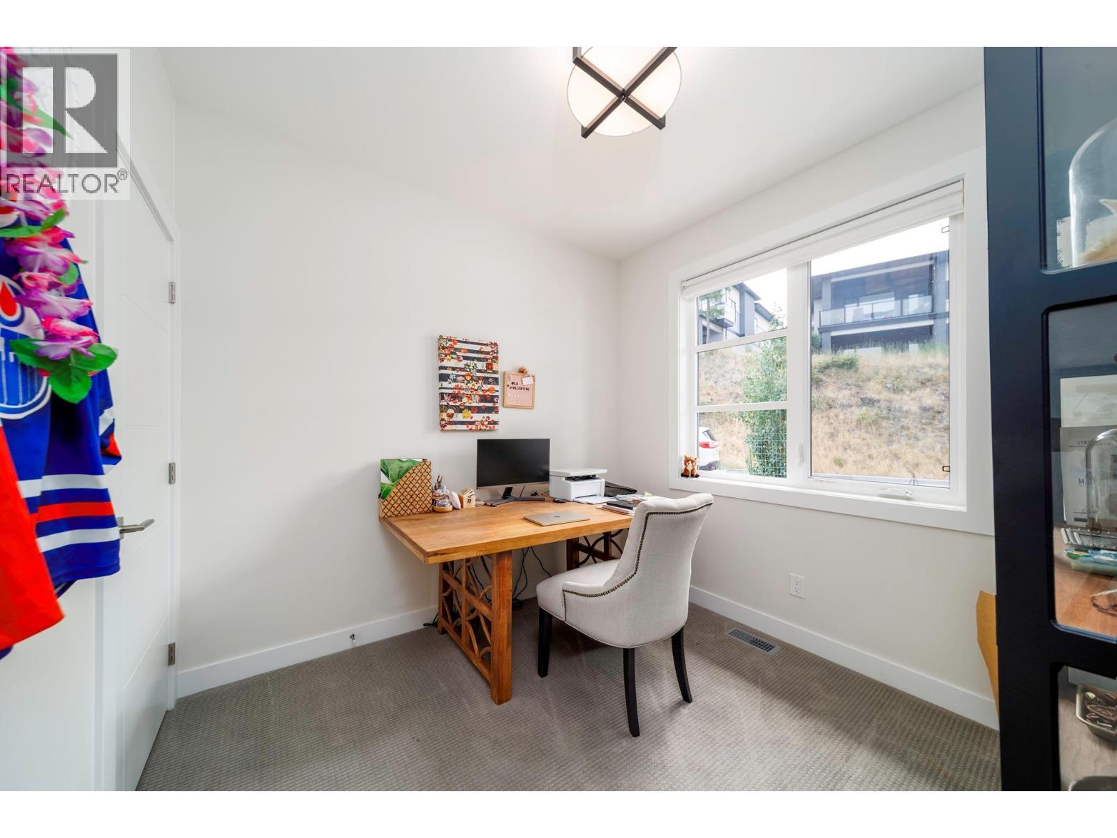 1349 Rocky Point Drive Unit# 2, Kelowna, BC - Indoor Photo Showing Office