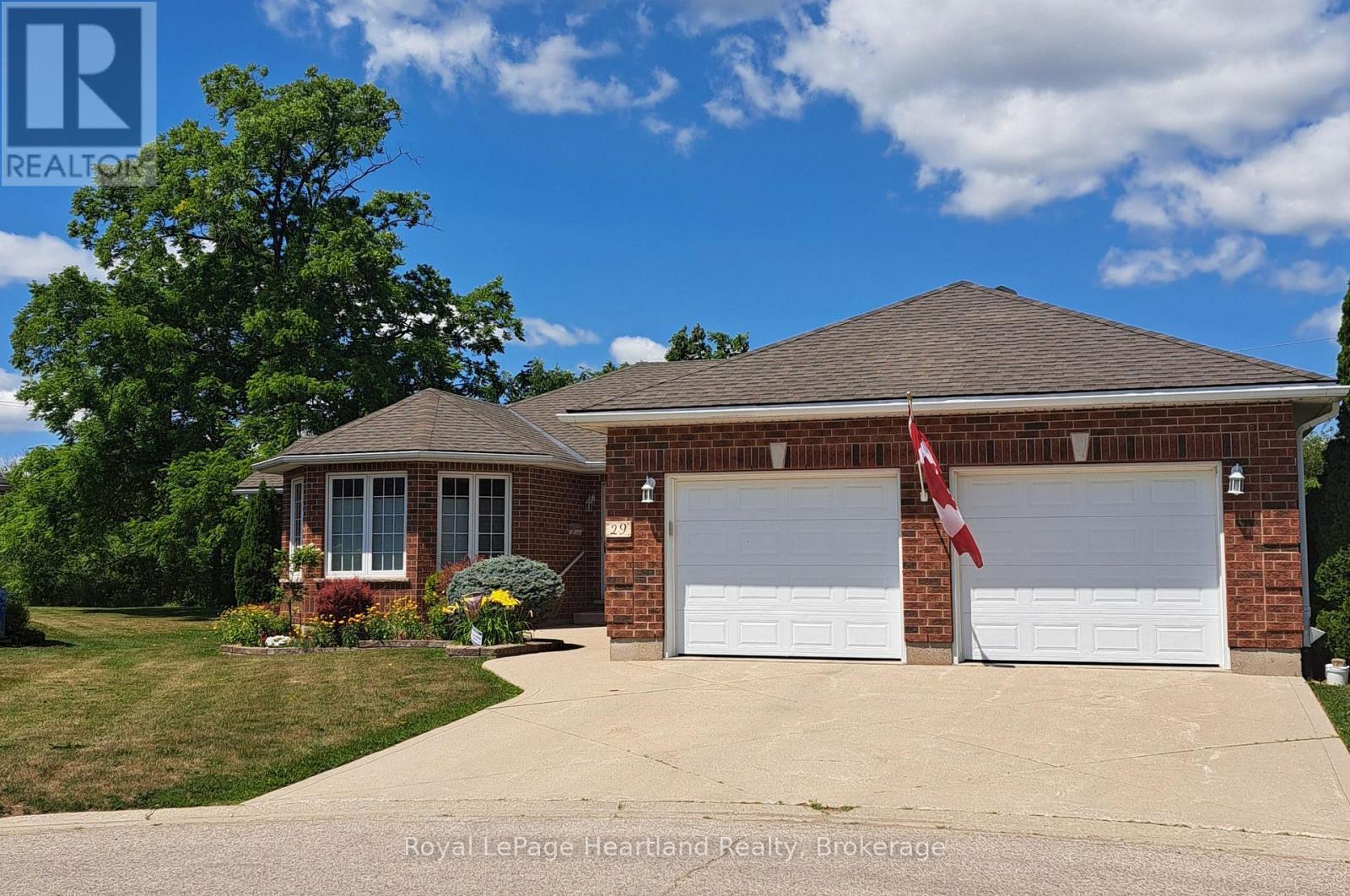 29 - 30 Ann Street, St. Marys, ON - Outdoor