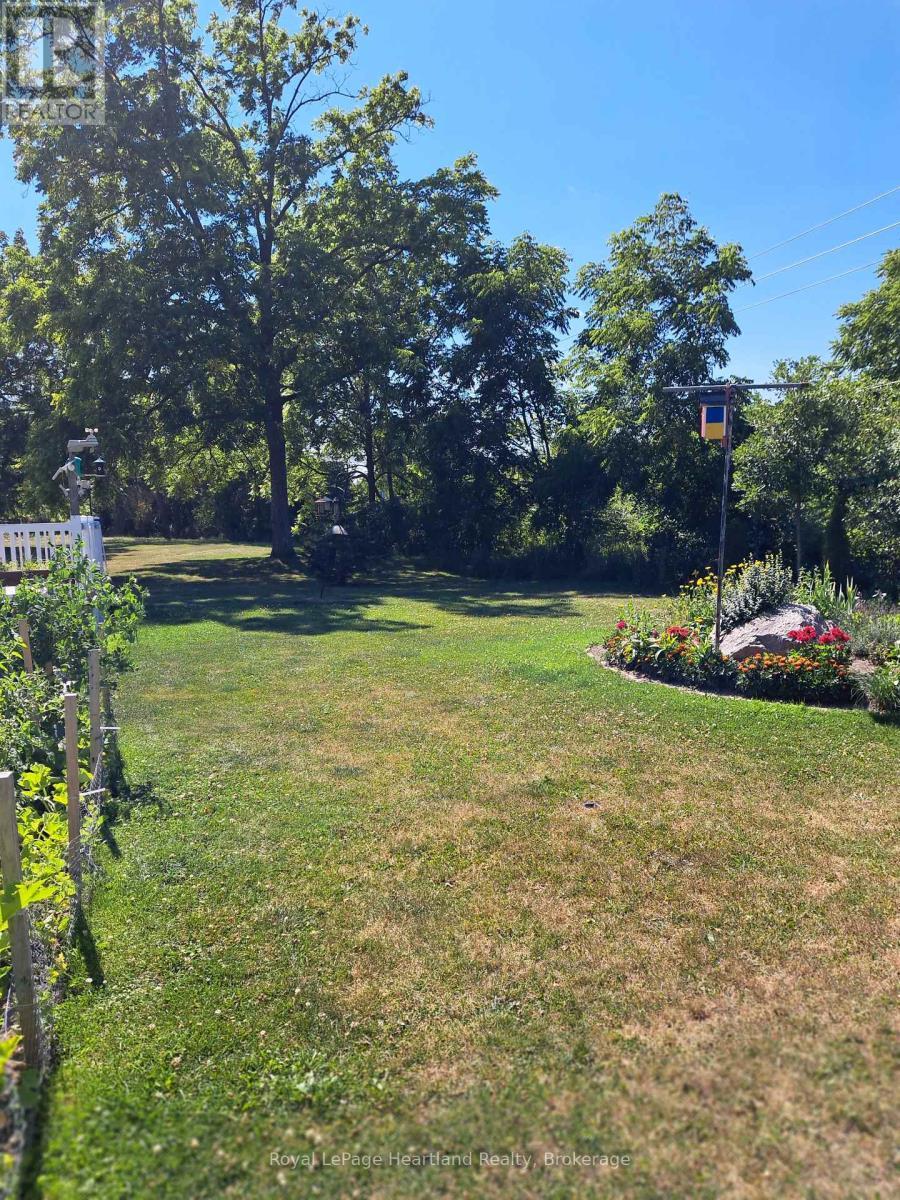29 - 30 Ann Street, St. Marys, ON - Outdoor