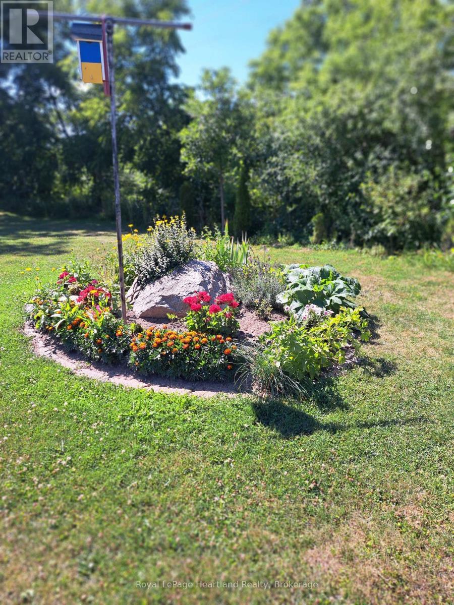 29 - 30 Ann Street, St. Marys, ON - Outdoor
