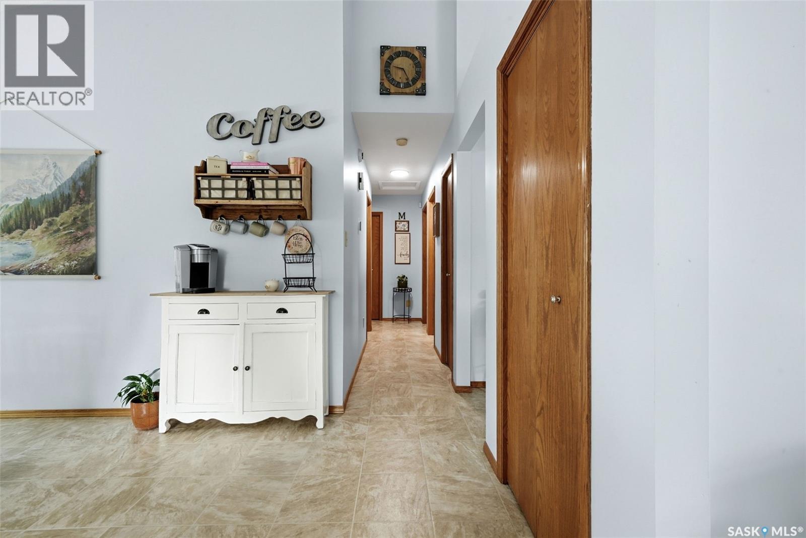 3634 Berthiaume Bay E, Regina, SK - Indoor Photo Showing Other Room
