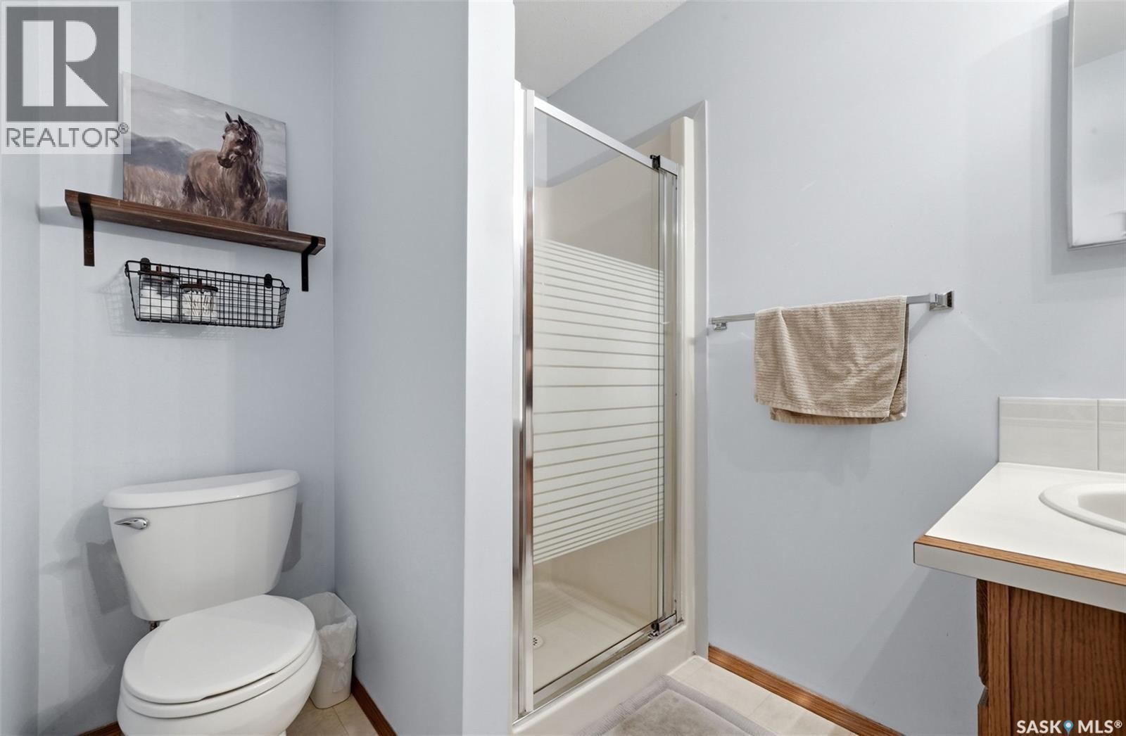 3634 Berthiaume Bay E, Regina, SK - Indoor Photo Showing Bathroom