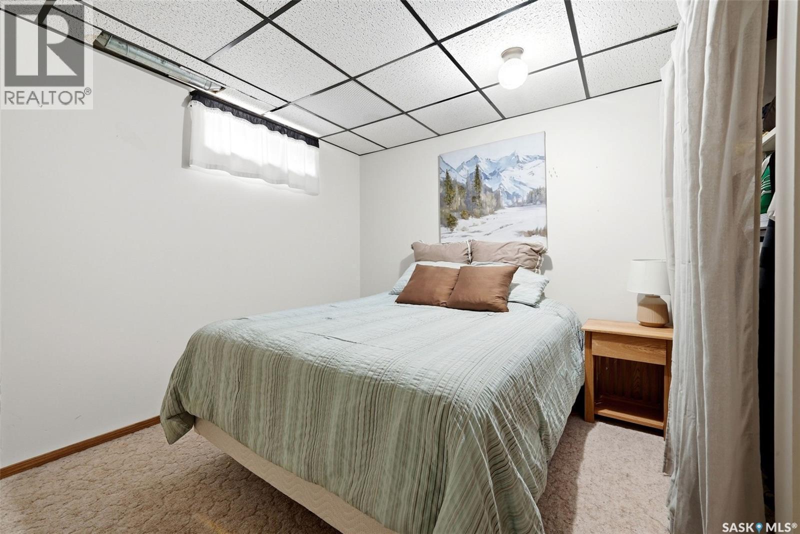 3634 Berthiaume Bay E, Regina, SK - Indoor Photo Showing Bedroom