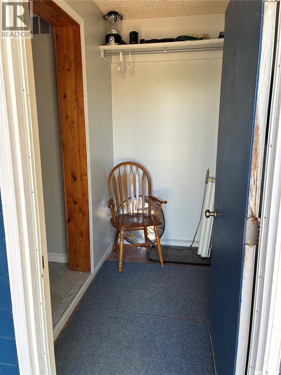 302 Barrier Bay, Barrier Lake, SK - Indoor Photo Showing Other Room