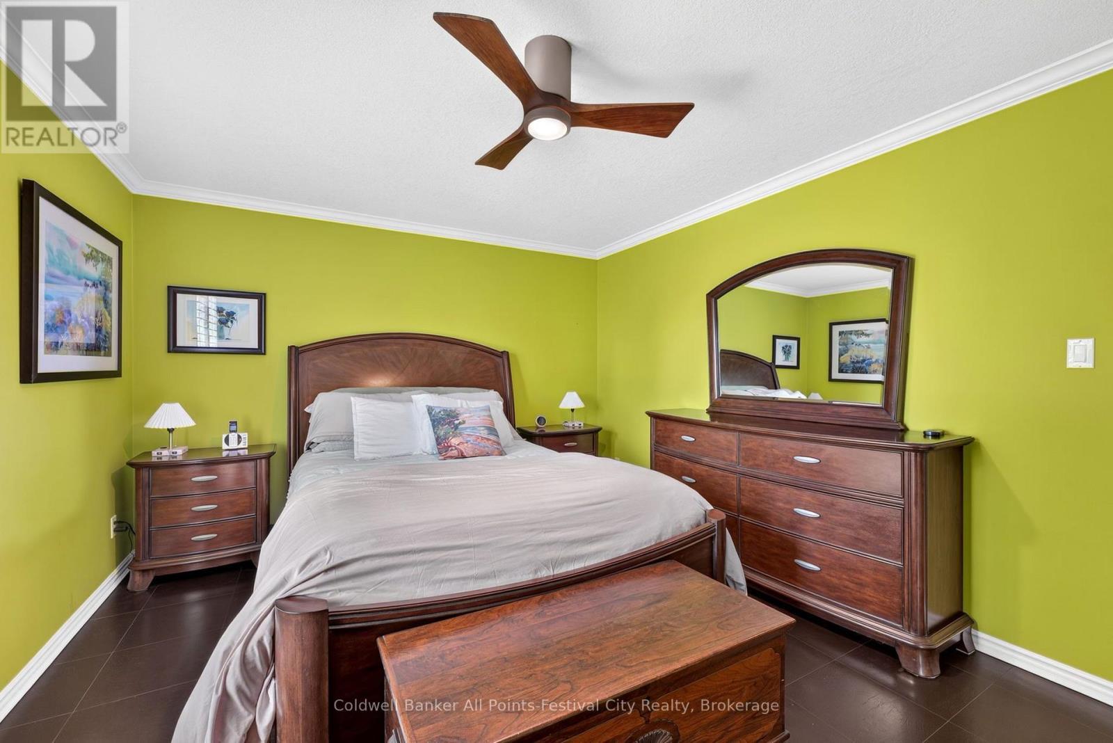 323 Warren Street, Goderich (Goderich (Town)), ON - Indoor Photo Showing Bedroom