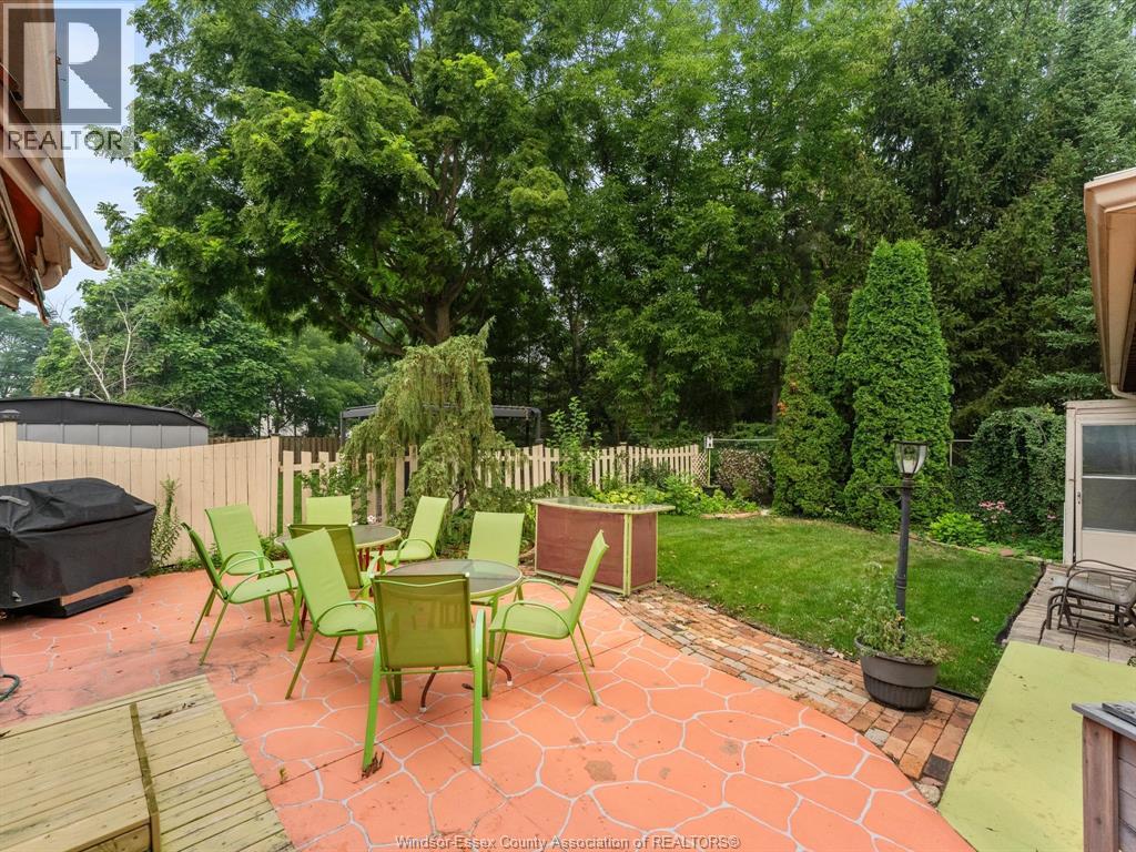 5564 Baldwin Avenue, Windsor, ON - Outdoor With Deck Patio Veranda