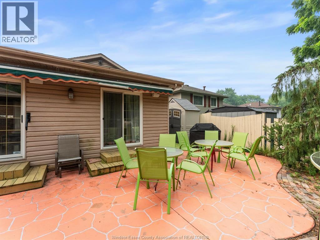 5564 Baldwin Avenue, Windsor, ON - Outdoor With Deck Patio Veranda