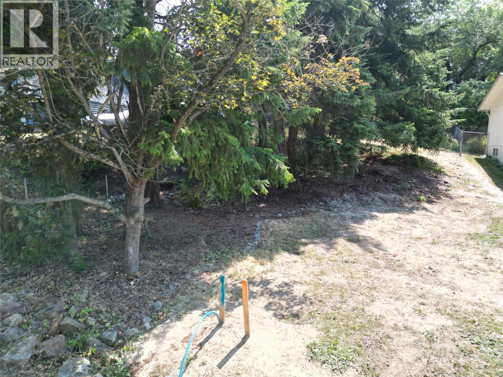 2110 1 Avenue Ne, Salmon Arm, BC