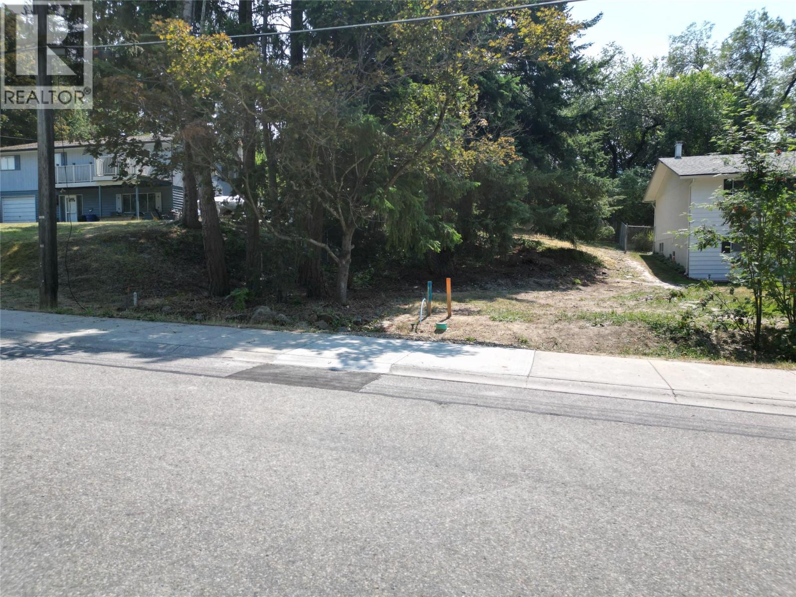 2110 1 Avenue Ne, Salmon Arm, BC