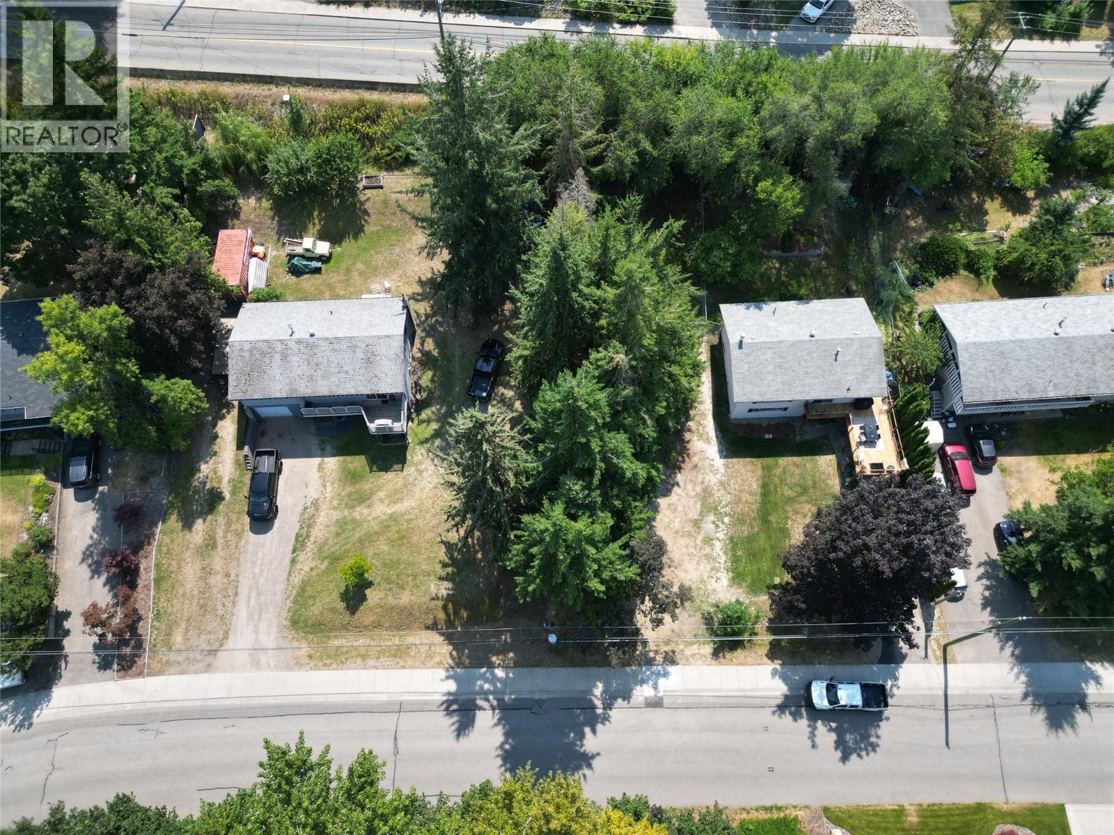 2110 1 Avenue Ne, Salmon Arm, BC