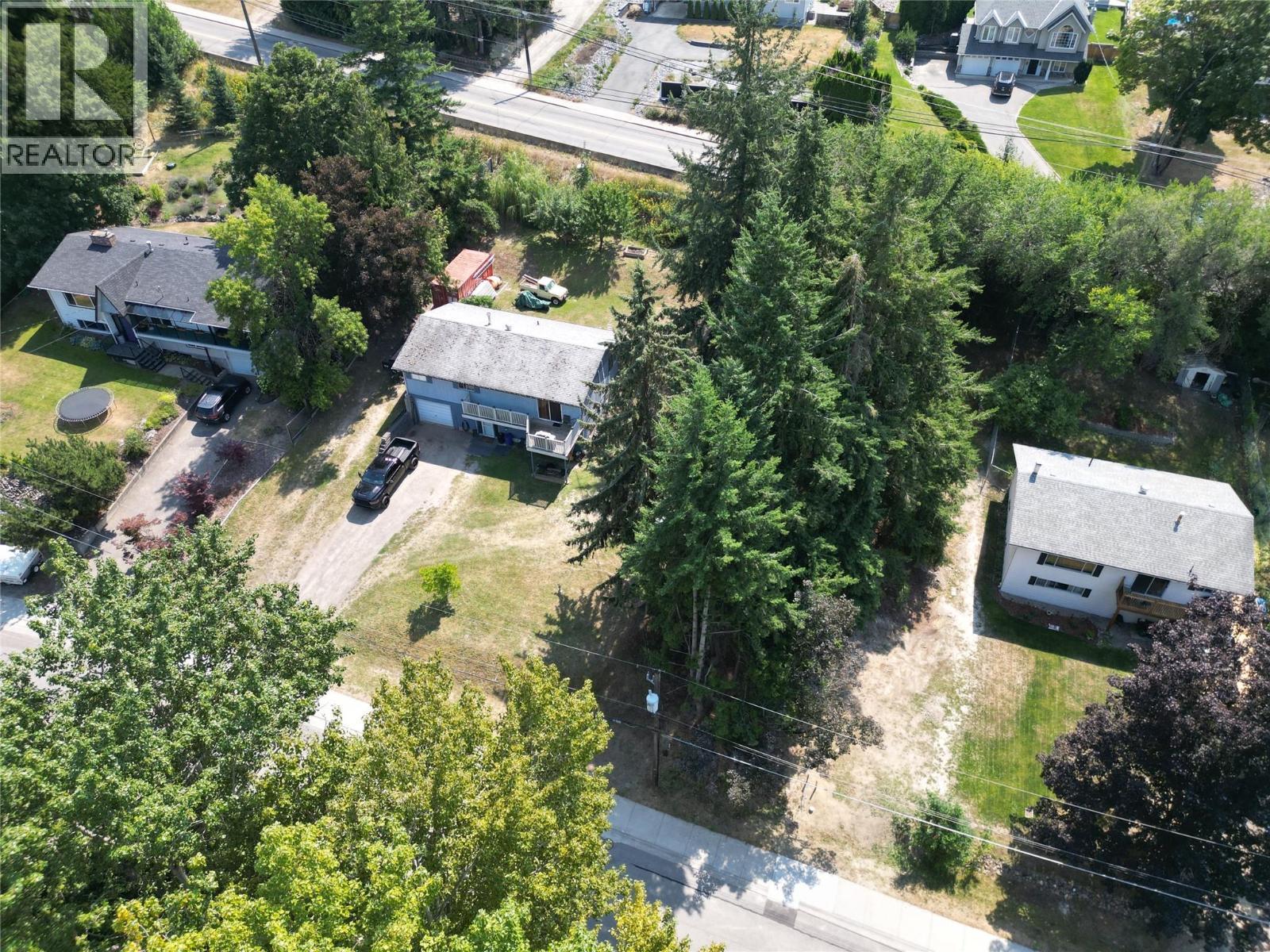 2110 1 Avenue Ne, Salmon Arm, BC