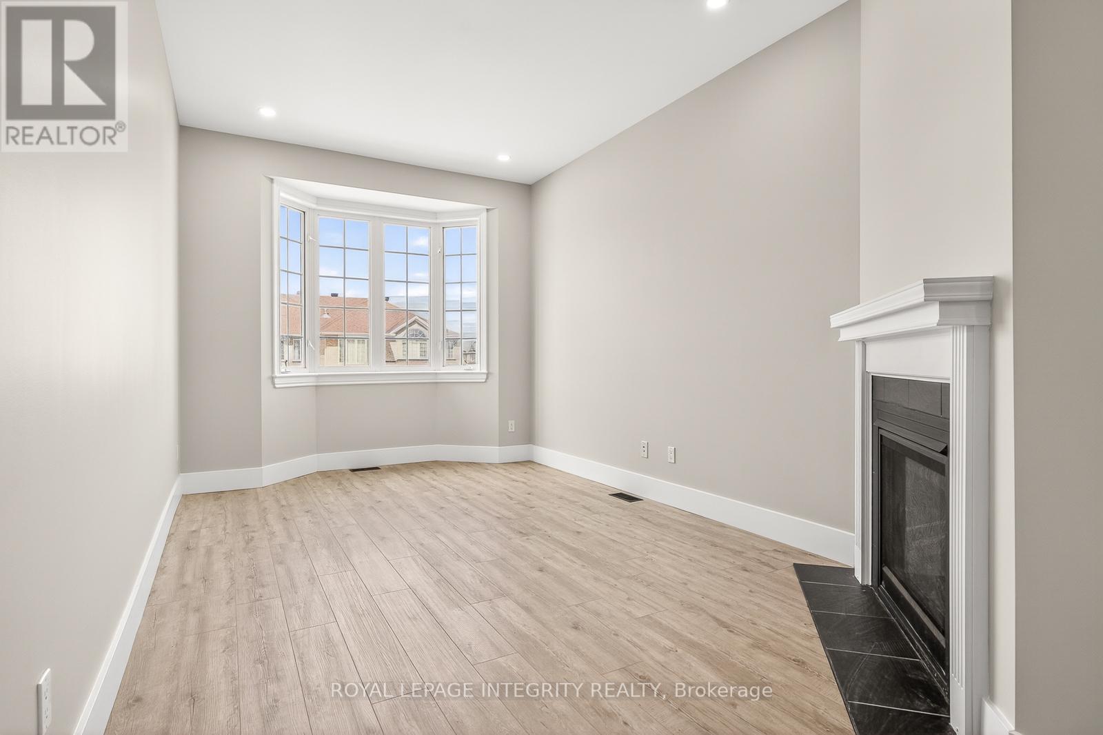 169 Desmond Trudeau Drive, Mcnab/Braeside, ON - Indoor Photo Showing Other Room With Fireplace