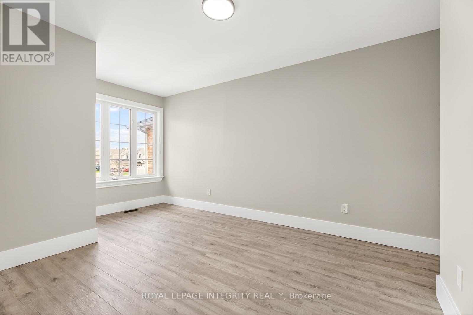 169 Desmond Trudeau Drive, Mcnab/Braeside, ON - Indoor Photo Showing Other Room