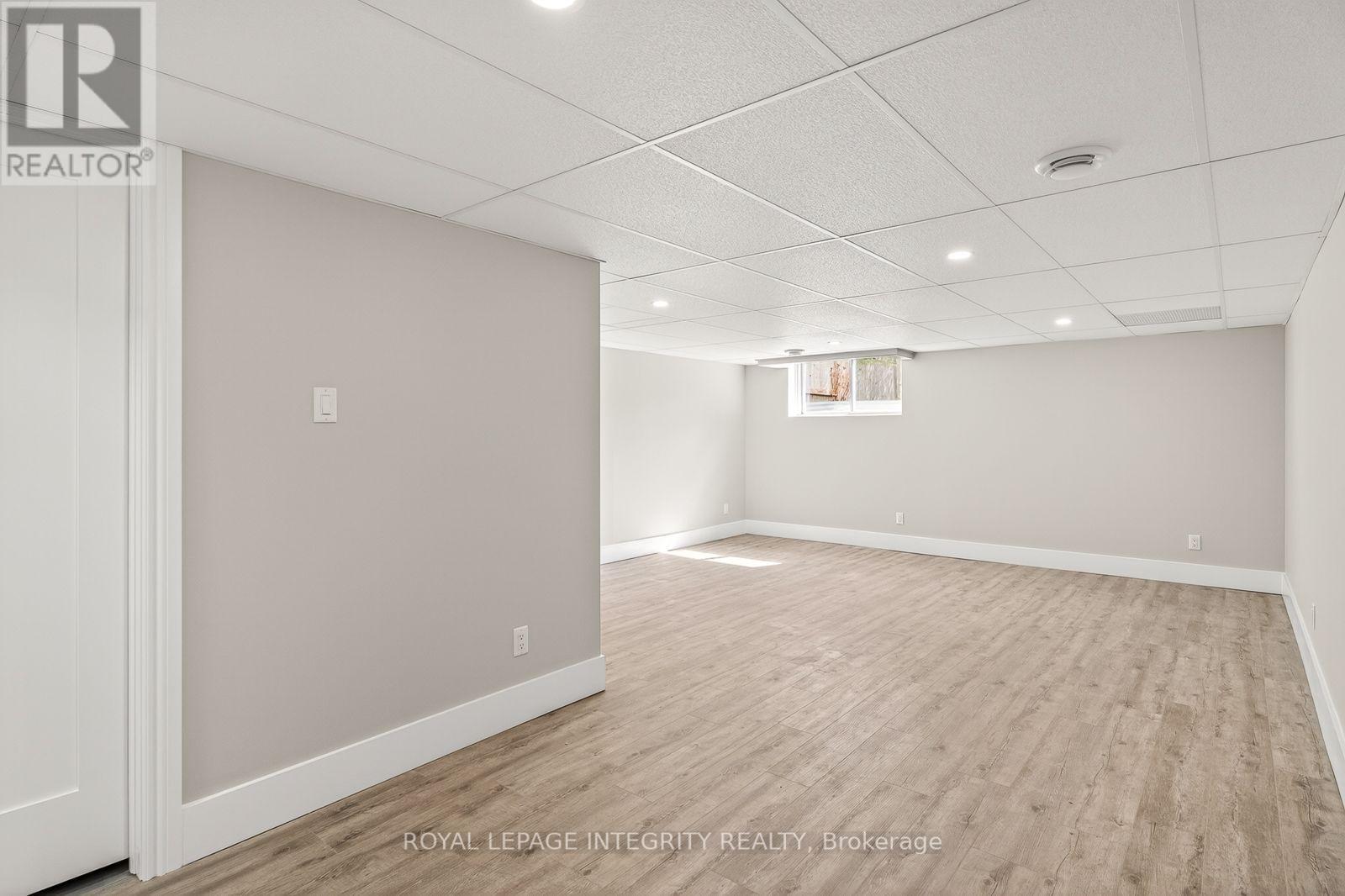 169 Desmond Trudeau Drive, Mcnab/Braeside, ON - Indoor Photo Showing Other Room