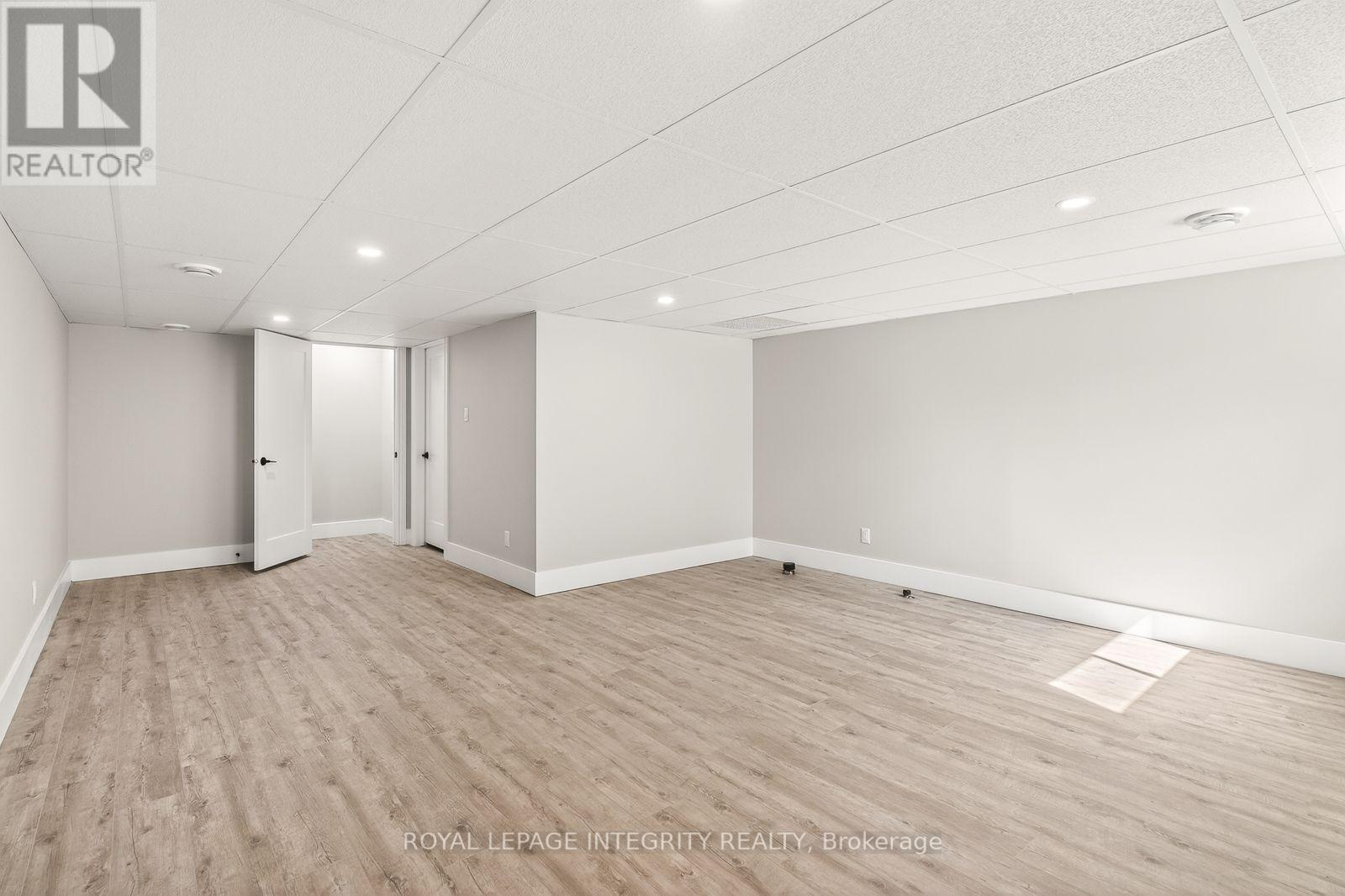 169 Desmond Trudeau Drive, Mcnab/Braeside, ON - Indoor Photo Showing Other Room