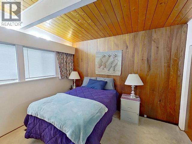7170 Westminster Street, Powell River, BC - Indoor Photo Showing Bedroom