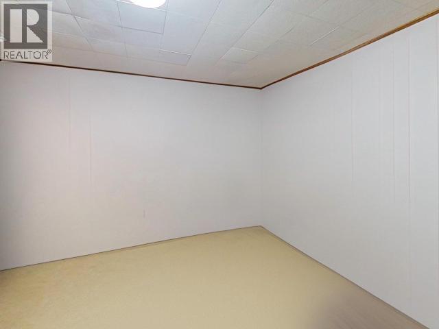 7170 Westminster Street, Powell River, BC - Indoor Photo Showing Other Room