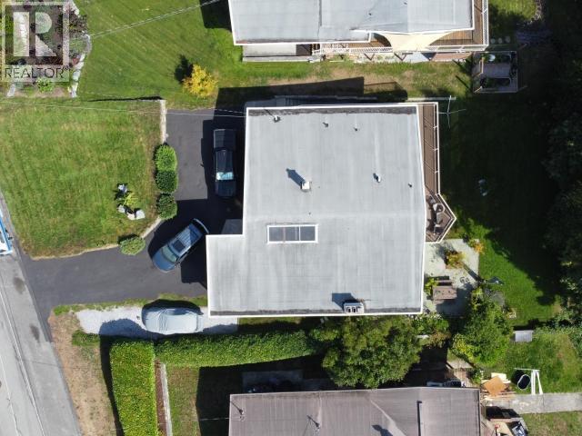 7170 Westminster Street, Powell River, BC - Outdoor