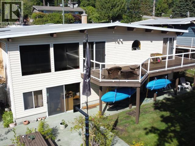 7170 Westminster Street, Powell River, BC - Outdoor With Exterior