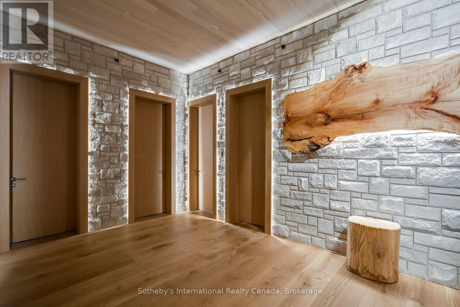 1739 Trapper'S Trail Road, Dysart Et Al (Dudley), ON - Indoor Photo Showing Other Room