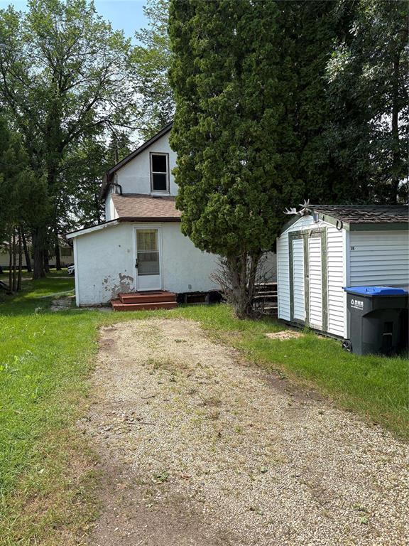 39 Sowden Street S, Souris, MB - Outdoor