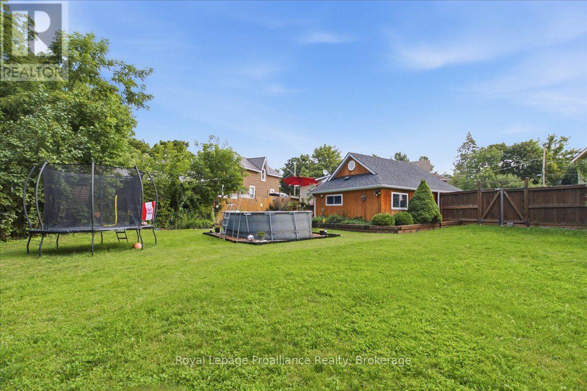 21 North Hastings Avenue, Marmora And Lake (Marmora Ward), ON - Outdoor With Backyard