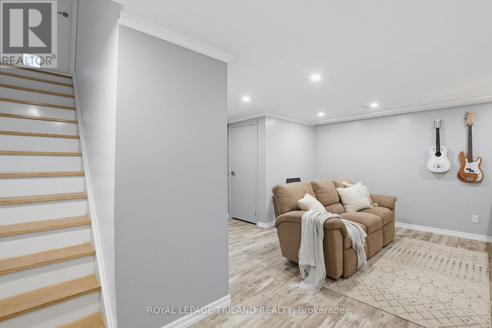 146 Golfdale Crescent, London South (South Q), ON - Indoor Photo Showing Other Room