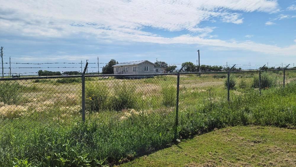 83006 Pr 260 Highway, Gladstone, MB