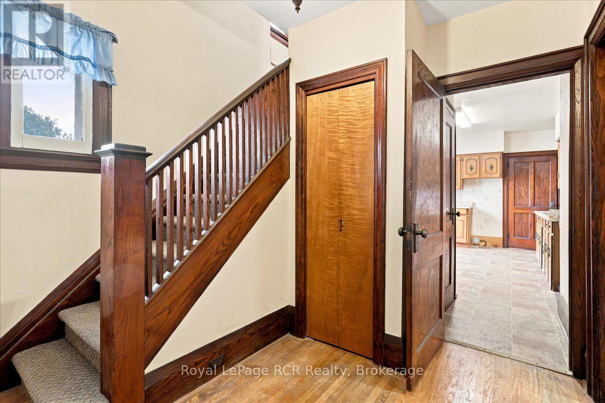 144 Davidson Avenue S, North Perth (Listowel), ON - Indoor Photo Showing Other Room