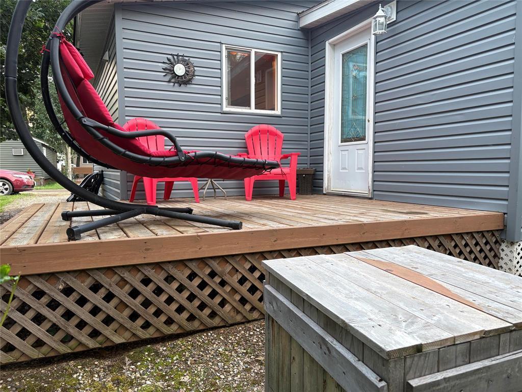 110 Spruce Street, Pelican Lake, MB - Outdoor