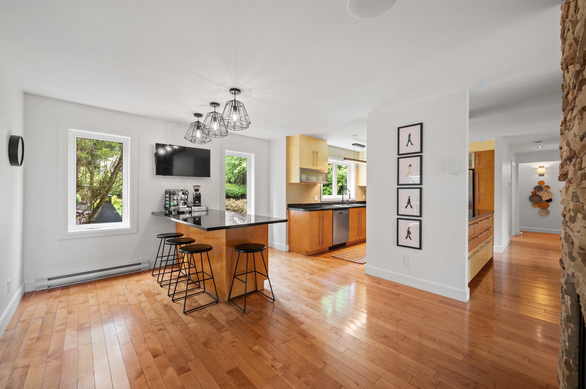 Kitchen - 121 Rue Des Épinettes, Morin-Heights, QC - Indoor Photo Showing Dining Room