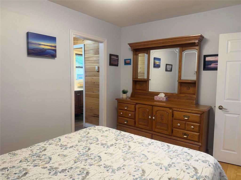 37 Read Street, Gander, NL - Indoor Photo Showing Bedroom