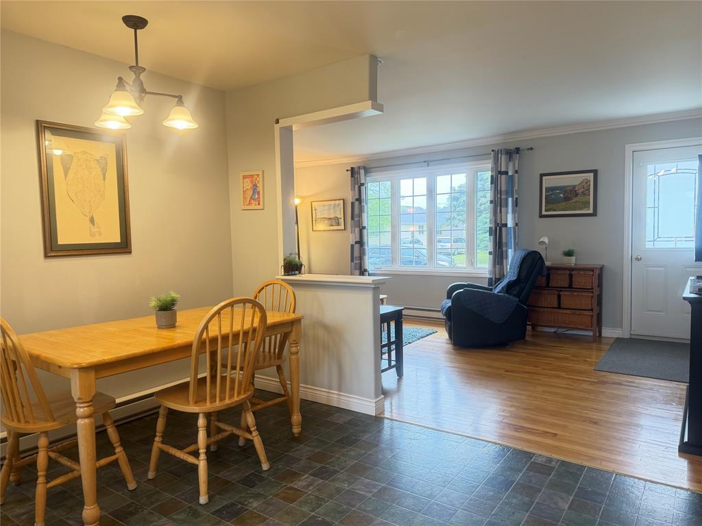 37 Read Street, Gander, NL - Indoor Photo Showing Dining Room