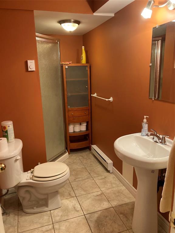 40 Quebec Street, St. John'S, NL - Indoor Photo Showing Bathroom