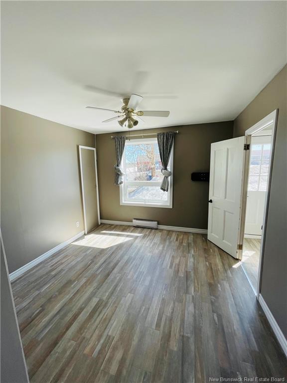 385 St-Pierre E, Caraquet, NB
