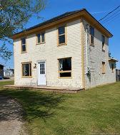 385 St-Pierre E Caraquet, NB E1W 1B4