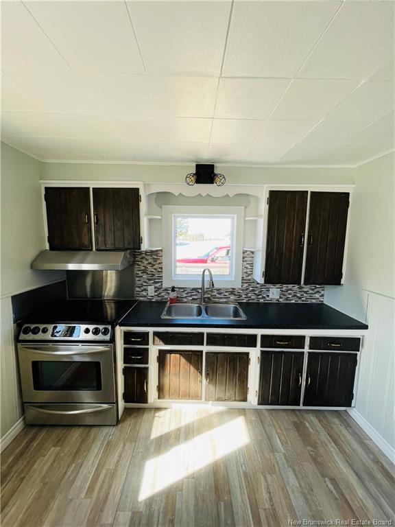 385 St-Pierre E, Caraquet, NB